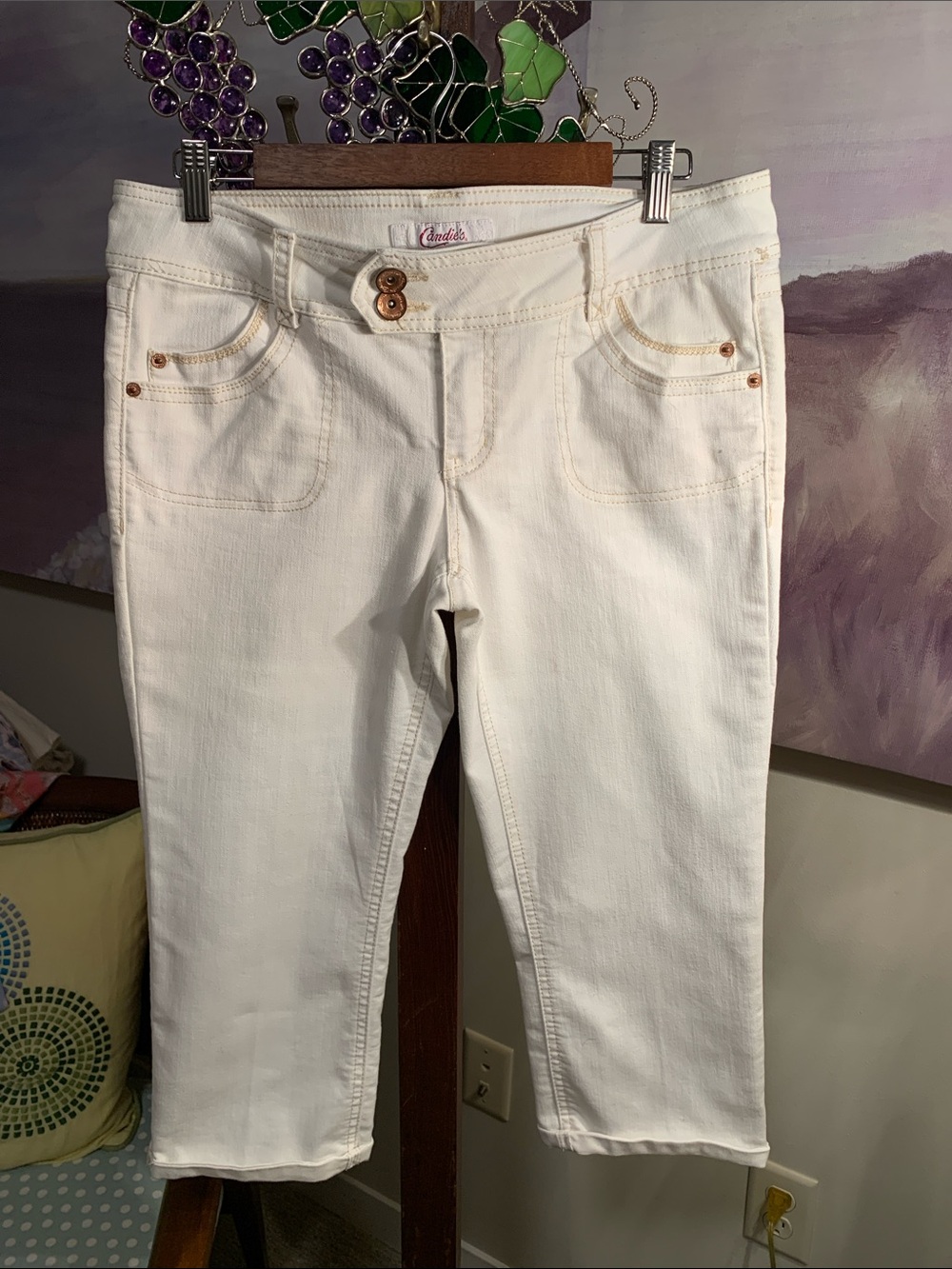 Vintage Candie's White Stretch Low Rise Capri Jeans Size 11 Like new
